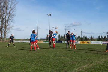 Bild 256 - C-Juniorinnen SV Steinhorst/Labenz - TSV Friedrichsberg-Busdorf : Ergebnis: 5:0